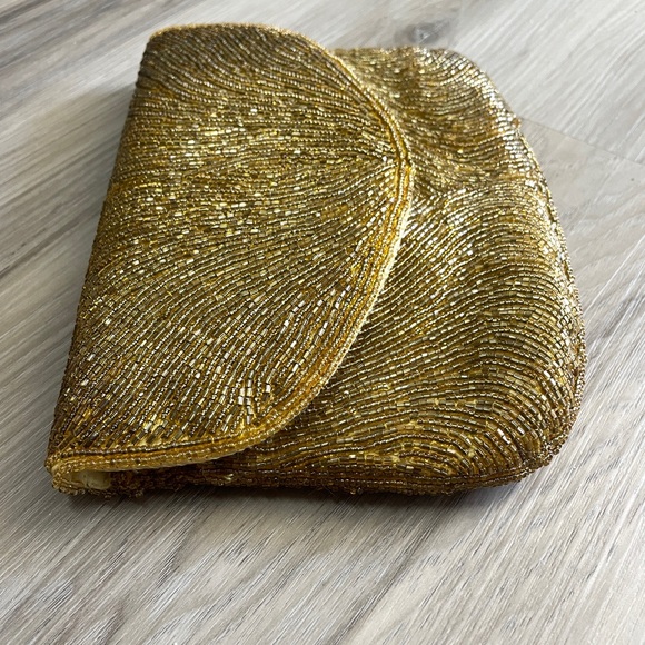 Delill 1950s Vintage Gold Hand Beaded Evening Clutch Purse with Chain - Picture 5 of 12